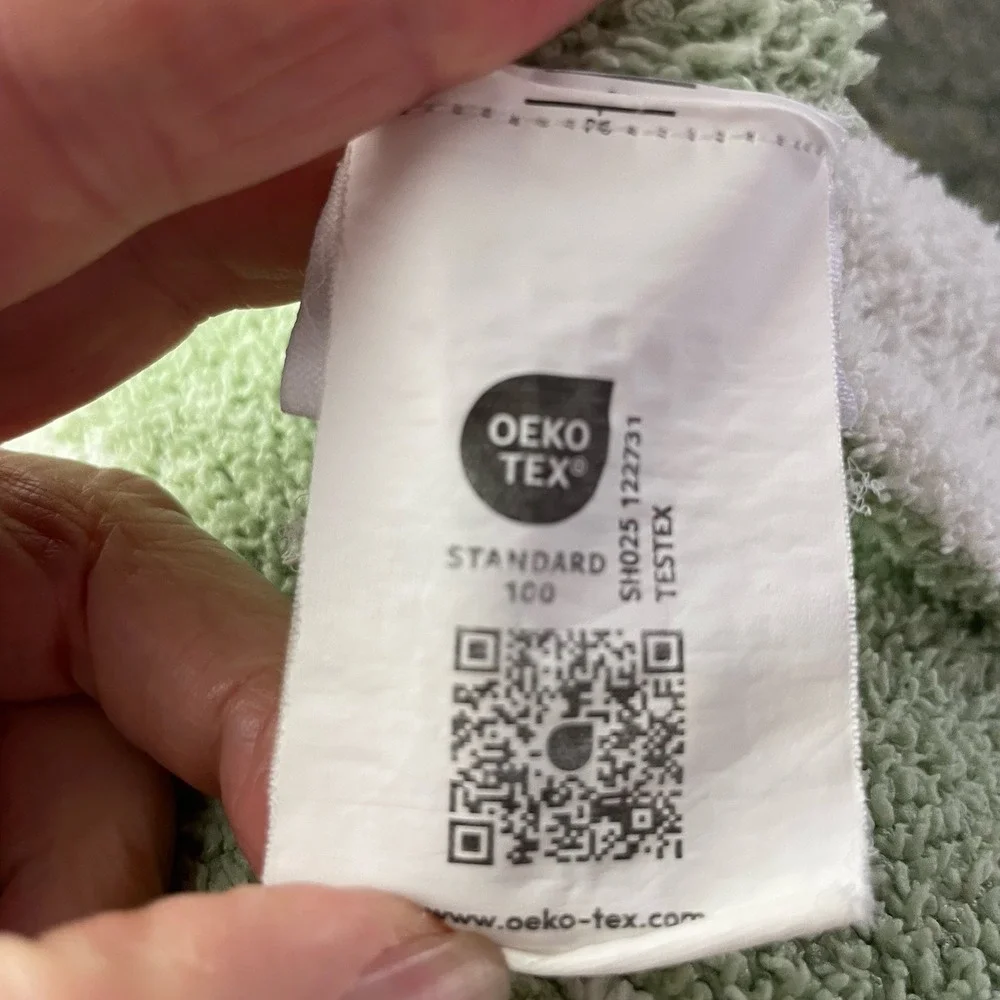 Shabby Chic Reversible Throw Blanket 48